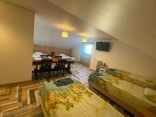 Гостевой дом Славянский Двор Гатчина Семейный-6