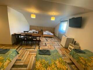 Гостевой дом Славянский Двор Гатчина Семейный номер-5